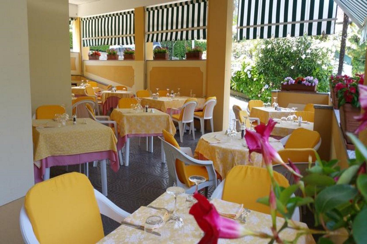 Hotel Flora Stresa Exterior foto